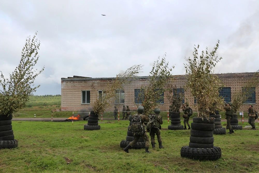 Боевая подготовка на российских полигонах - наука побеждать Боевая подготовка на российских полигонах - наука побеждать