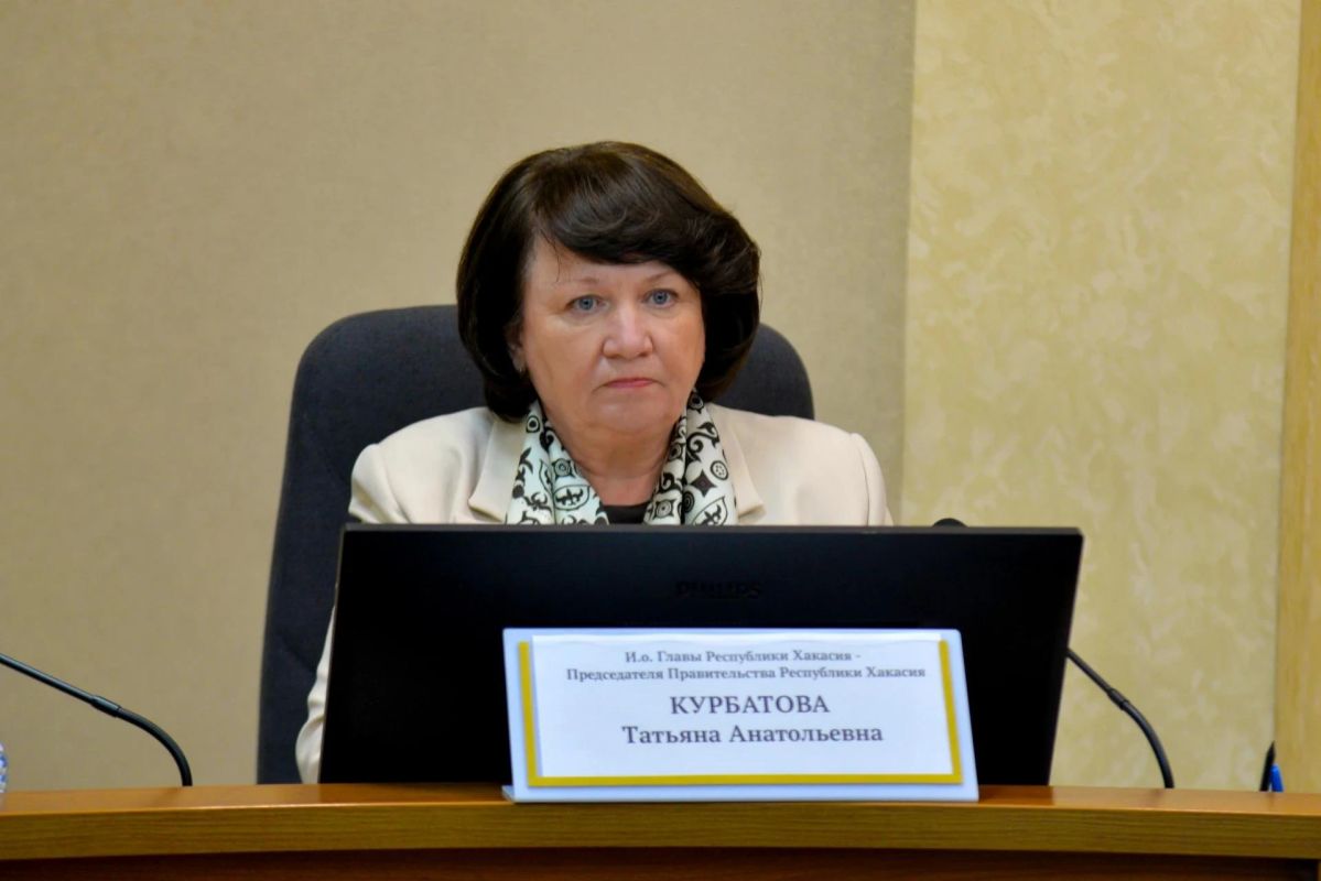 Министр внутренних дел по Республике Хакасия Владимир Генералов провёл заседание Оперативного штаба по обеспечению правопорядка в Единый день голосования Министр внутренних дел по Республике Хакасия Владимир Генералов провёл заседание Оперативного штаба по обеспечению правопорядка в Единый день голосования