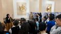 Петербург прямо на сцене: в Абакане в рамках масштабного фестиваля открылась уникальная художественная выставка