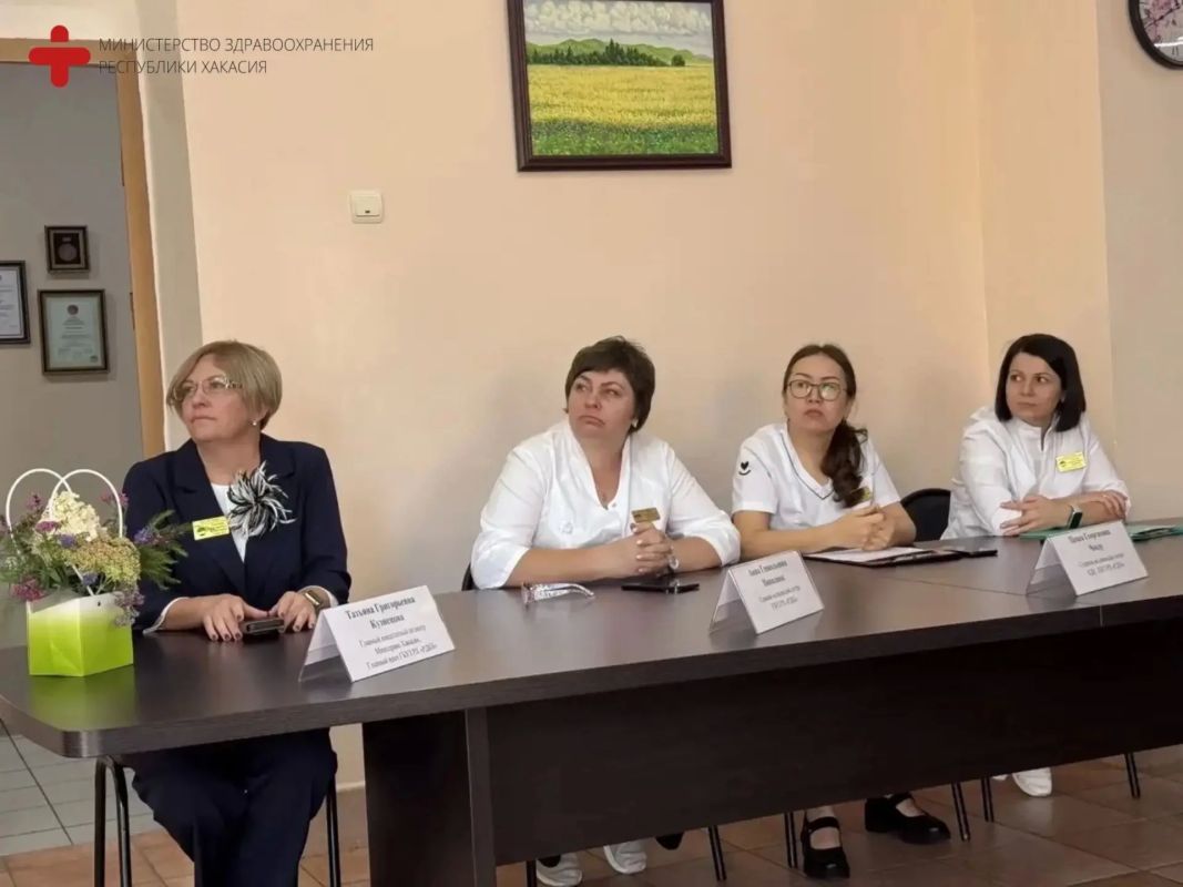 Главная детская больница Хакасии провела масштабное обучение для медсестер педиатрического звена всего субъекта Главная детская больница Хакасии провела масштабное обучение для медсестер педиатрического звена всего субъекта