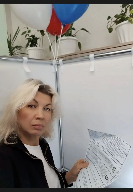Сегодня, 18 сентября, на территории Республики Хакасия началось масштабное голосование, которое продлится три дня Сегодня, 18 сентября, на территории Республики Хакасия началось масштабное голосование, которое продлится три дня