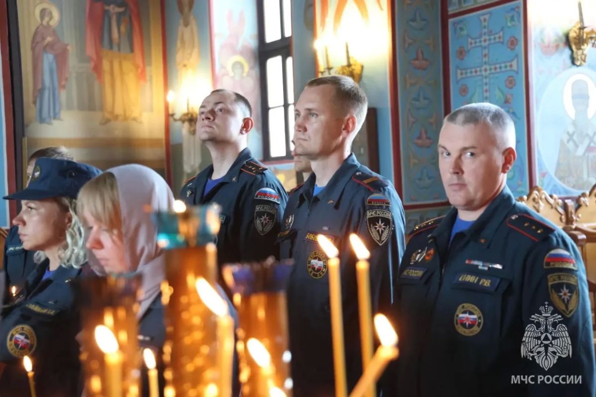 О здравии огнеборцев Хакасии помолились в храмах республики О здравии огнеборцев Хакасии помолились в храмах республики