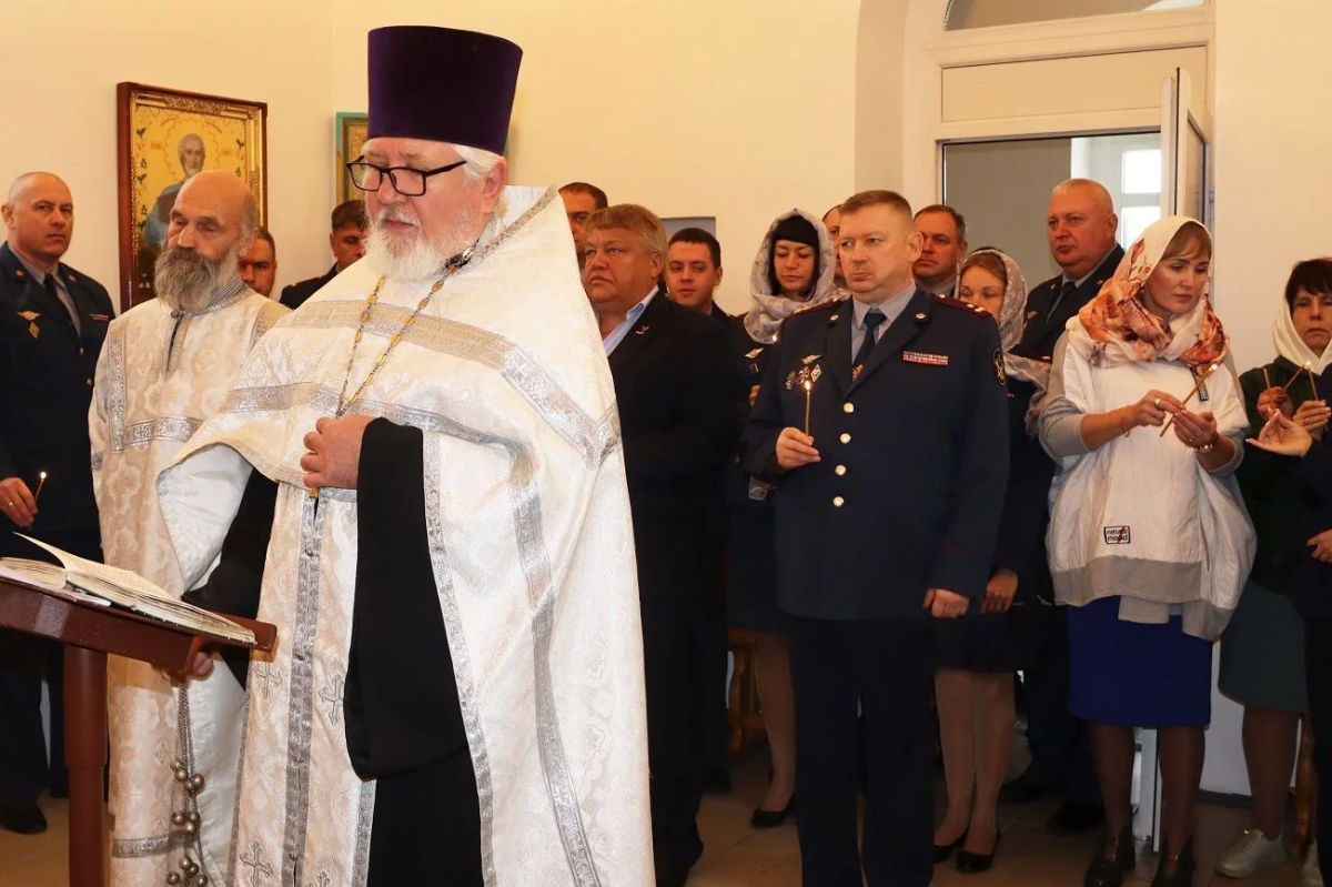 Память погибших сотрудников УФСИН почтили в Хакасии Память погибших сотрудников УФСИН почтили в Хакасии