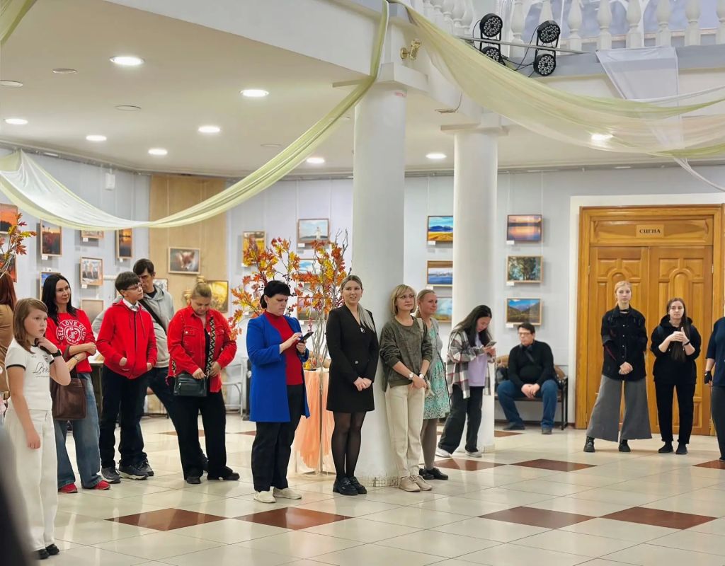 В Городском центре культуры «Победа» состоялось подведение итогов пятой выставки-конкурса «Фотосушка «Я вижу» В Городском центре культуры «Победа» состоялось подведение итогов пятой выставки-конкурса «Фотосушка «Я вижу»