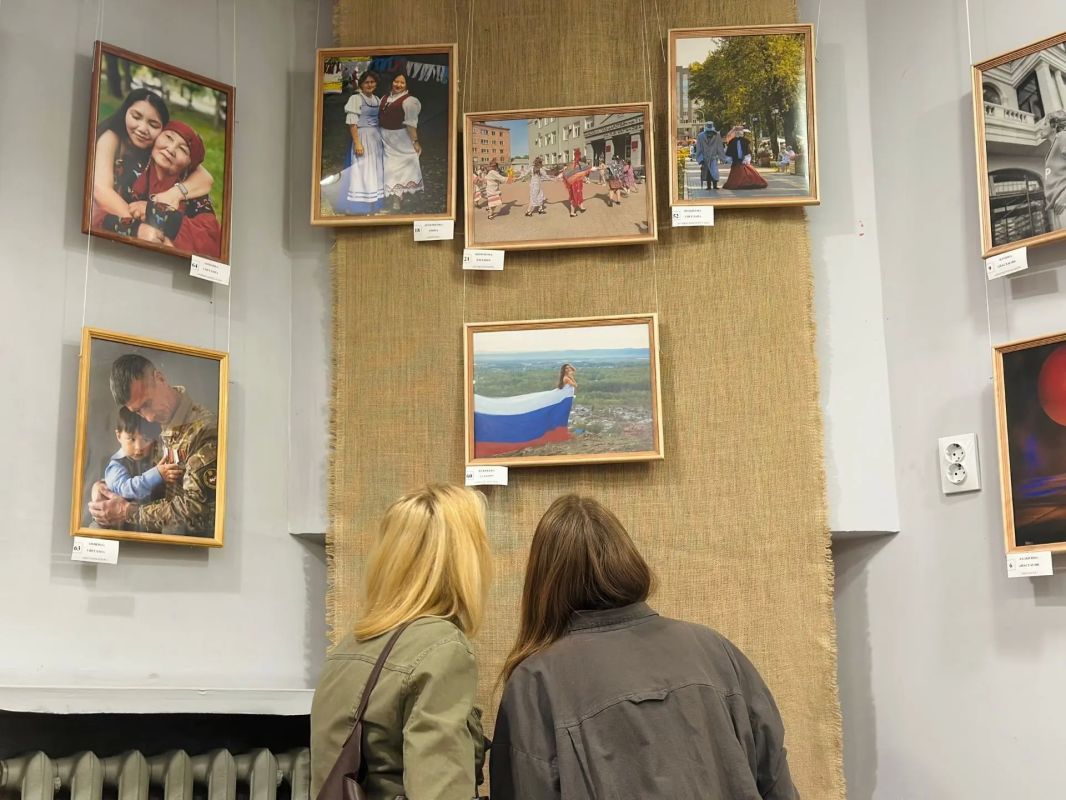В Городском центре культуры «Победа» состоялось подведение итогов пятой выставки-конкурса «Фотосушка «Я вижу» В Городском центре культуры «Победа» состоялось подведение итогов пятой выставки-конкурса «Фотосушка «Я вижу»