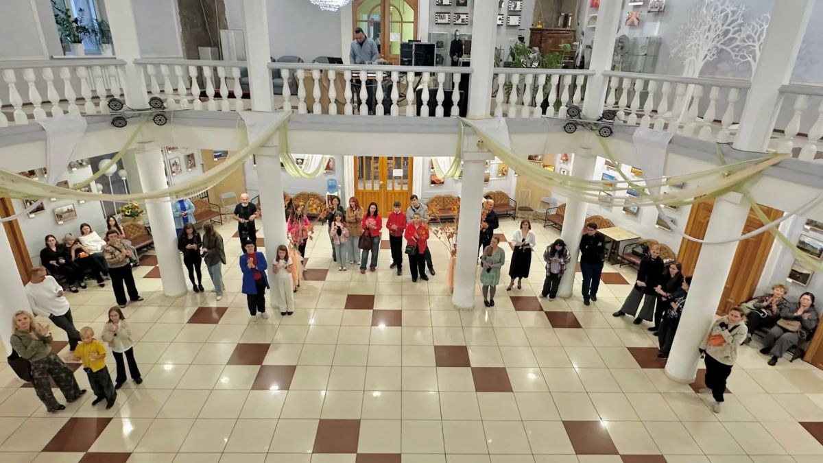 В Городском центре культуры «Победа» состоялось подведение итогов пятой выставки-конкурса «Фотосушка «Я вижу» В Городском центре культуры «Победа» состоялось подведение итогов пятой выставки-конкурса «Фотосушка «Я вижу»