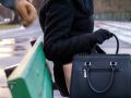 Оперативники абаканской полиции раскрыли кражу сумки на автобусной остановке