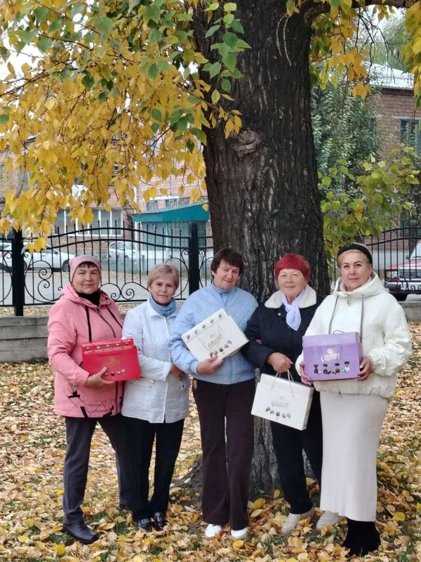 Осень - время, когда мы все неосознанно немного замедляемся, чутко слышим мудрые слова и осознаем самые важные житейские ценности Осень - время, когда мы все неосознанно немного замедляемся, чутко слышим мудрые слова и осознаем самые важные житейские ценности