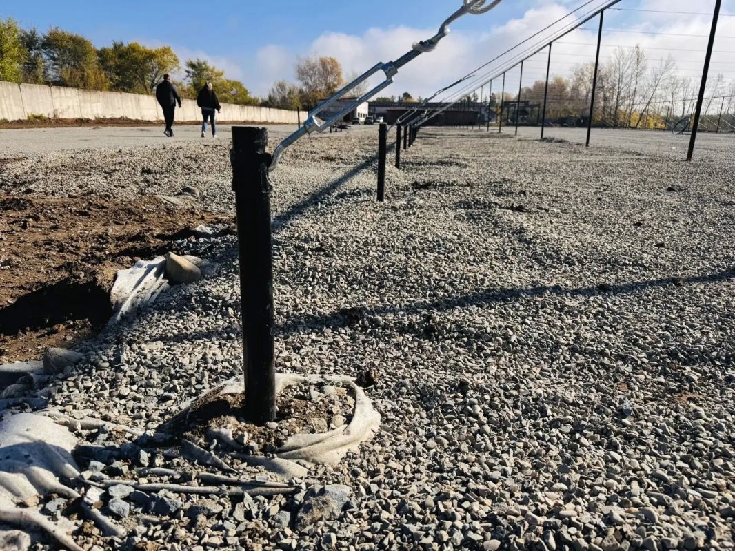 Коммуникации подведены, участок отсыпан: в Чапаево продолжается строительство на первой в Хакасии специализированной теплицы для выращивания хвойных пород Коммуникации подведены, участок отсыпан: в Чапаево продолжается строительство на первой в Хакасии специализированной теплицы для выращивания хвойных пород