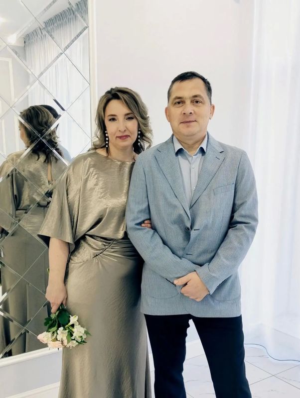 В Абакане чествовали «серебряных» юбиляров семейной жизни – супругов Базовых
