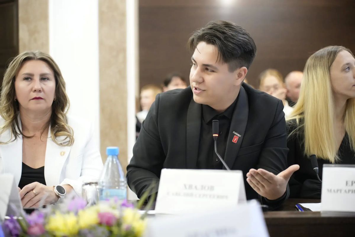 Валентин Коновалов: Провёл заседание Координационного совета по взаимодействию с «Движением первых» Валентин Коновалов: Провёл заседание Координационного совета по взаимодействию с «Движением первых»