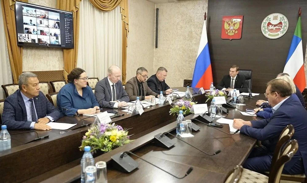 Валентин Коновалов: Жалобы на отопление должны рассматриваться немедленно Валентин Коновалов: Жалобы на отопление должны рассматриваться немедленно