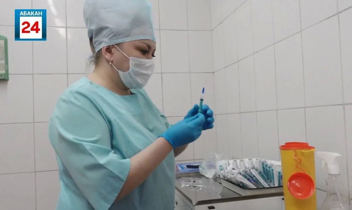 Вторая партия вакцины от гриппа поступила в Хакасию — порядка 70 тысяч доз для взрослых и 30 тысяч для детей