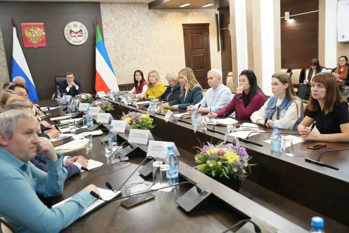 Валентин Коновалов наградил лауреатов Международной премии #МЫВМЕСТЕ Валентин Коновалов наградил лауреатов Международной премии #МЫВМЕСТЕ