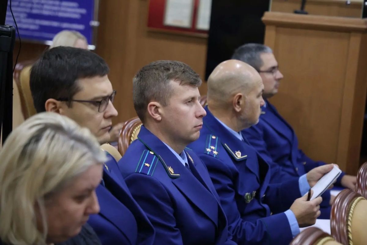 Денис Кабанов: В вопросах поддержки и помощи участников СВО и членов их семей мелочей нет Денис Кабанов: В вопросах поддержки и помощи участников СВО и членов их семей мелочей нет
