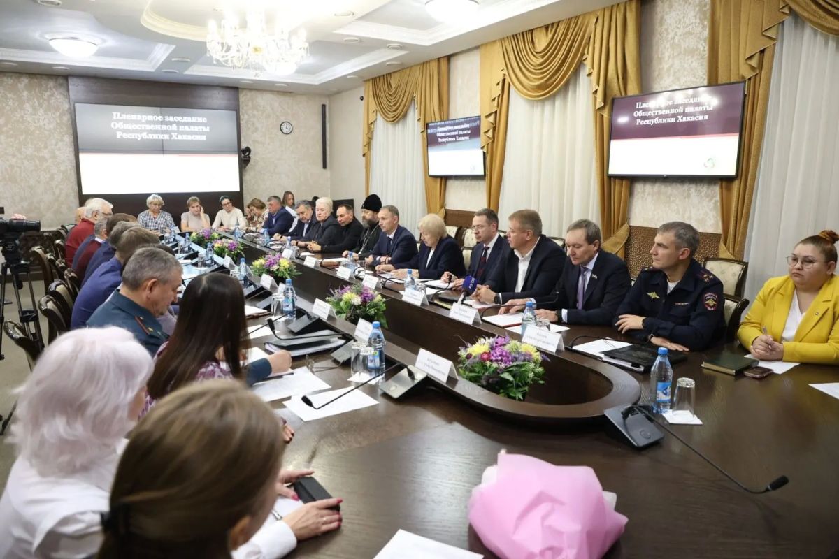 Денис Кабанов: Общественные наблюдатели внесли свой вклад в легитимность и открытость избирательного процесса Денис Кабанов: Общественные наблюдатели внесли свой вклад в легитимность и открытость избирательного процесса