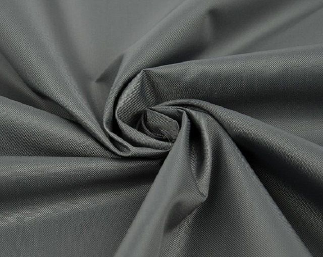 Как правильно ухаживать за тканью оксфорд: секреты стирки и сушки