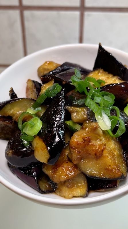 Баклажаны в соусе Терияки — простая закуска для домашнего стола