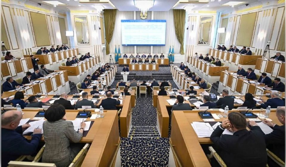 Новая Конституция: путь к эволюции государства и общества