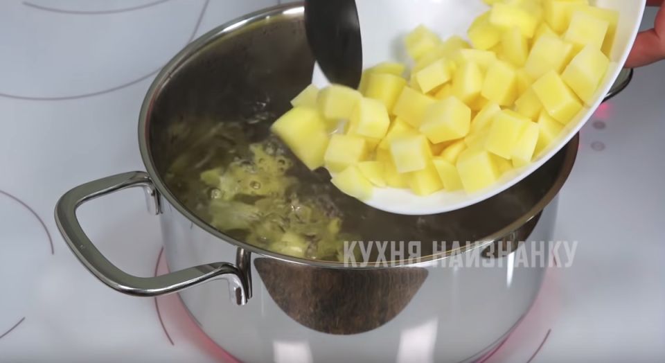 Борщ, который удивит: трижды 'неправильный', но восхитительный