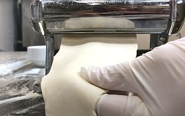 Пельмени и лазанья: как тестораскаточная машинка изменила приготовление